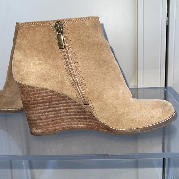 Luck Brand Suede Booties - Picture 5 of 13